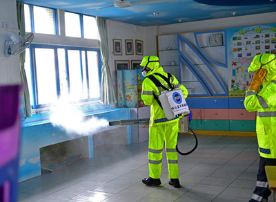 购买装备为35所学校义务消杀！中山蓝天救援队用专业与担当助力抗疫