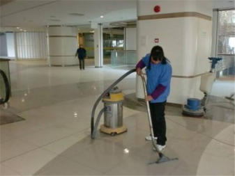专业保洁与消毒服务，信赖爱帮妮